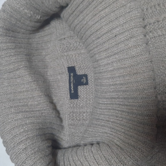 Banana Republic gray/tan short sleeve cowl neck sweater size XL - Picture 3 of 7